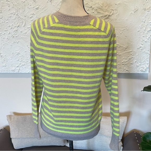 27 miles Women's 100% Cashmere Striped Pullover Crewneck Sweater Size XS. - Picture 7 of 7